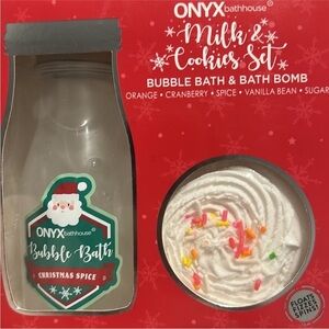 Onyx Santa Milk & Cookies Bubble Bath & Bath Bomb Set